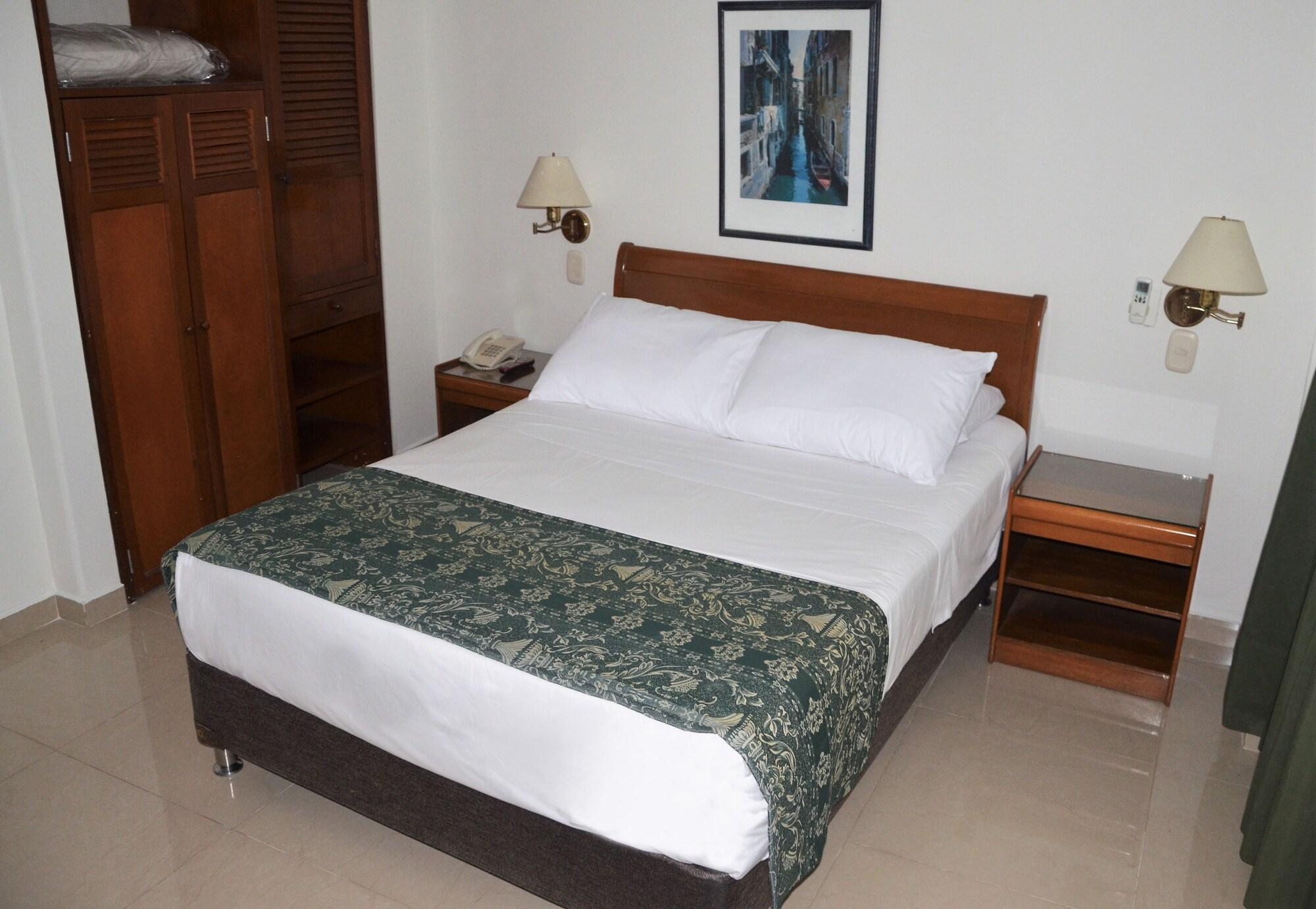 Hotel Villavicencio Plaza Extérieur photo