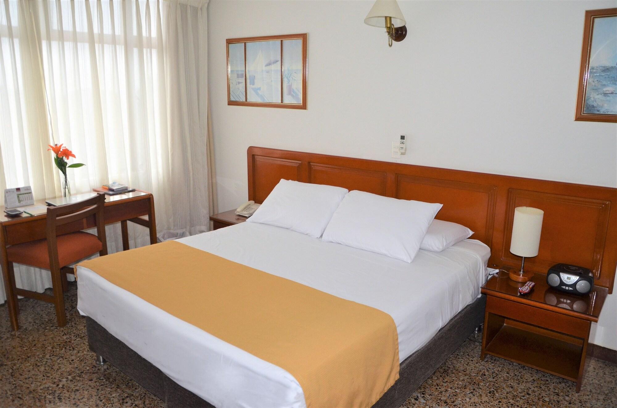 Hotel Villavicencio Plaza Extérieur photo