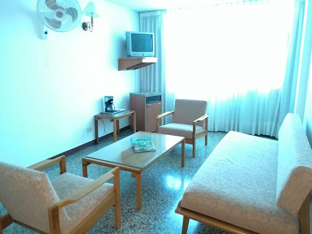 Hotel Villavicencio Plaza Extérieur photo