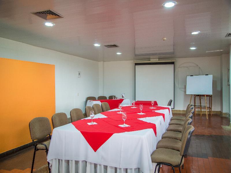 Hotel Villavicencio Plaza Extérieur photo