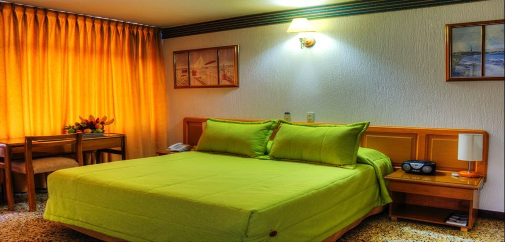 Hotel Villavicencio Plaza Extérieur photo