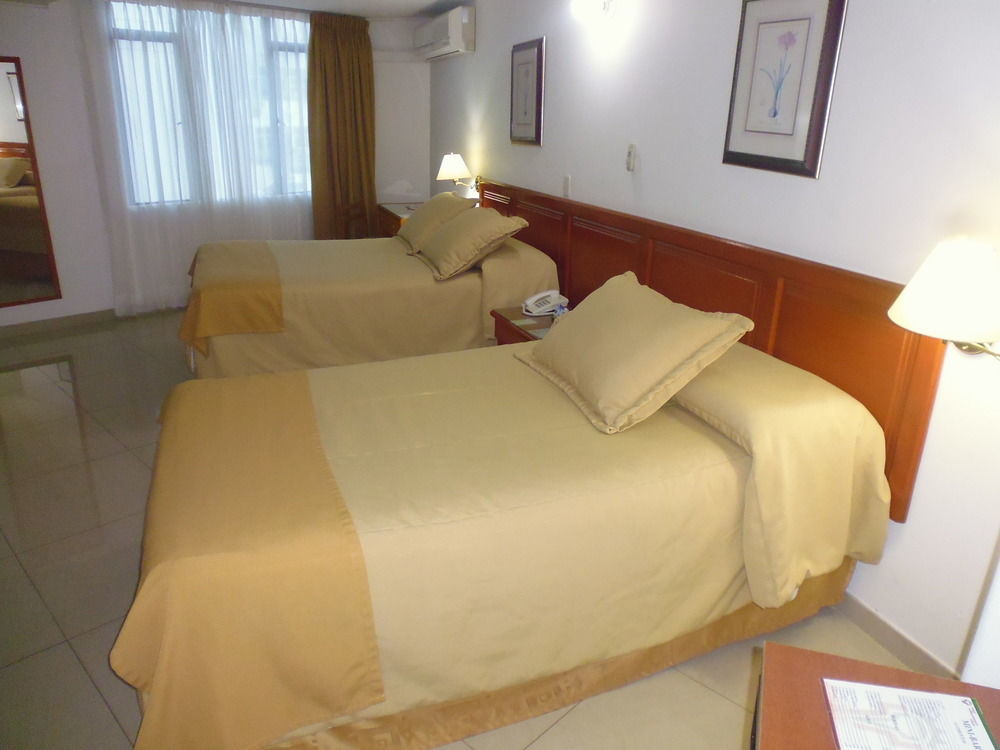 Hotel Villavicencio Plaza Extérieur photo