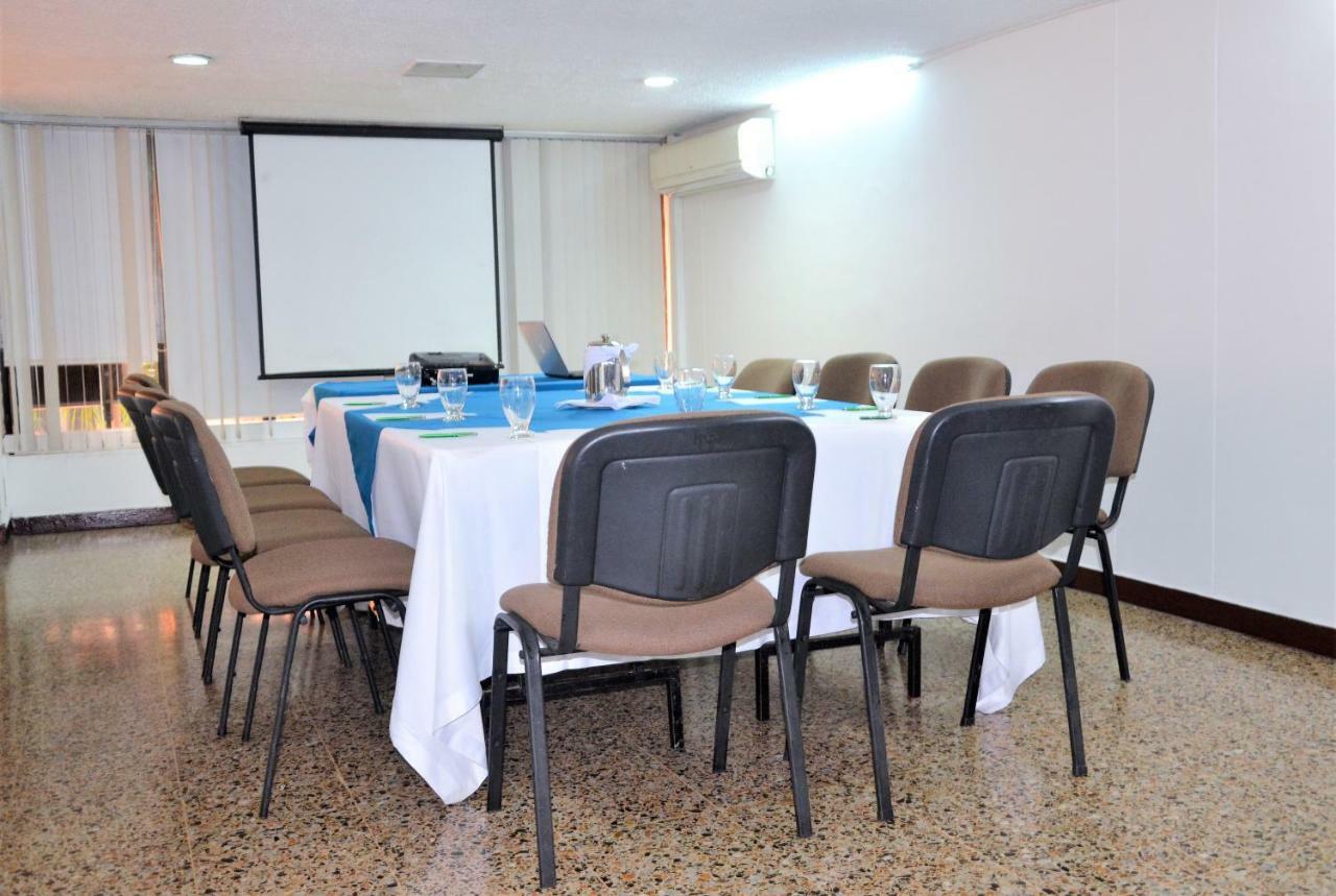 Hotel Villavicencio Plaza Extérieur photo